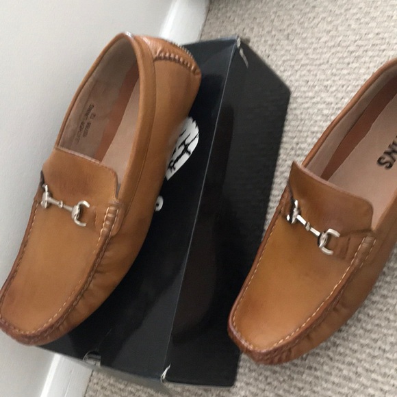 dress shoes - Picture 3 of 5